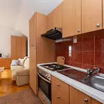 Spacious By The Sea In Srima, Vodice *