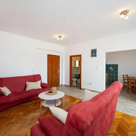 Spacious By The Sea In Srima, Vodice Srima