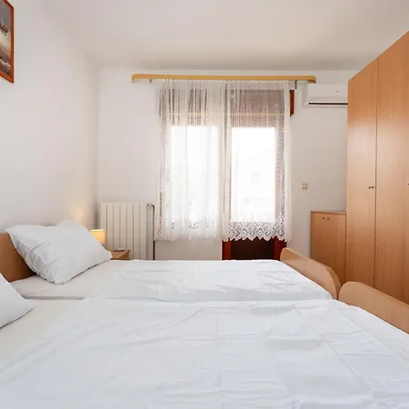 Spacious By The Sea In Srima, Vodice Appartement Srima