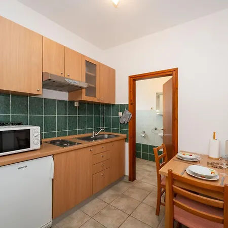 Spacious By The Sea In Srima, Vodice Srima