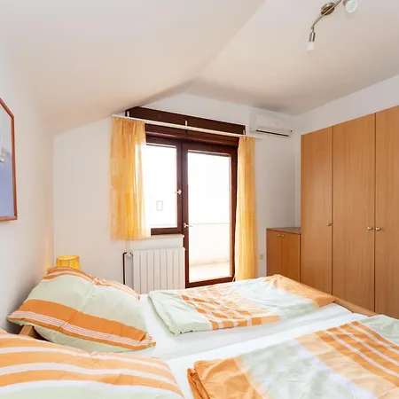 Spacious By The Sea In Srima, Vodice Apartmán