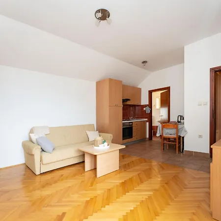 Spacious By The Sea In Srima, Vodice Apartmán Srima