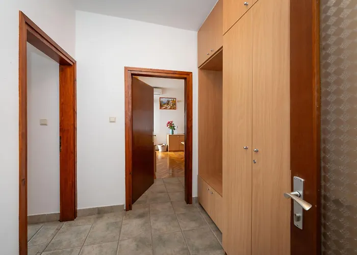 Spacious By The Sea In Srima, Vodice Srima