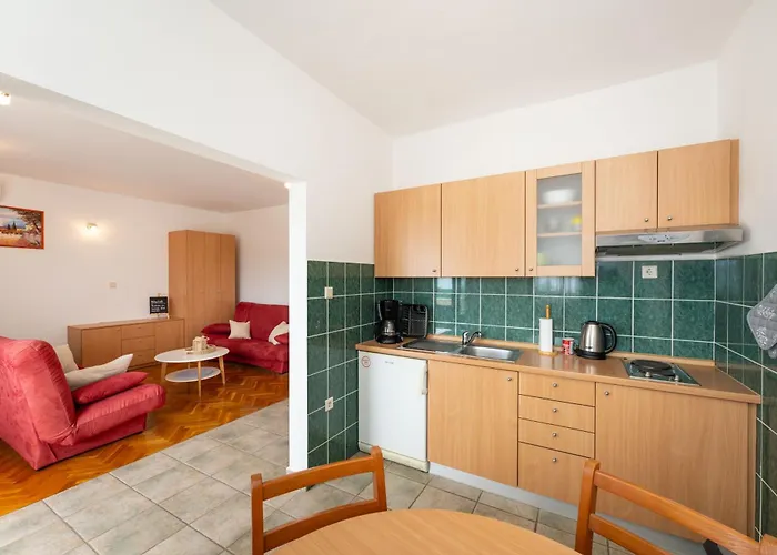 Spacious By The Sea In Srima, Vodice Apartamento *