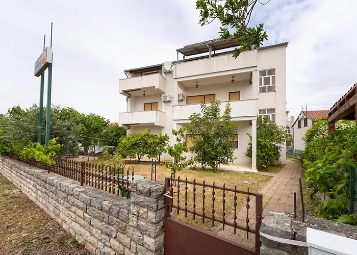 Spacious By The Sea In Srima, Vodice Appartement Srima