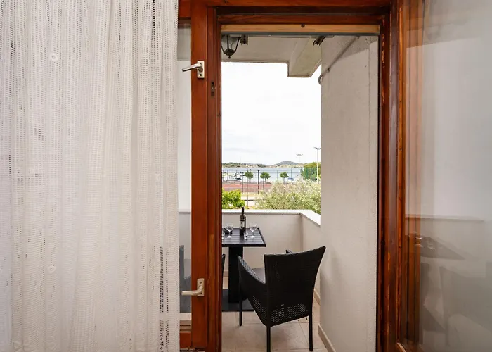 Appartement Spacious By The Sea In Srima, Vodice *