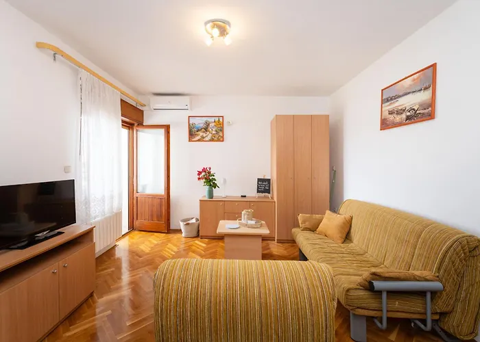 Appartement Spacious By The Sea In Srima, Vodice Srima