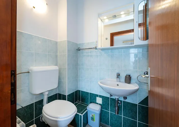 Spacious By The Sea In Srima, Vodice Srima