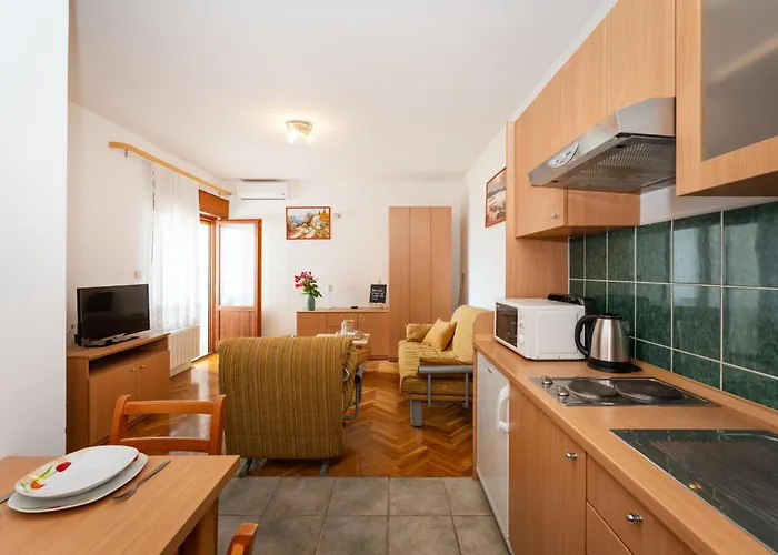 Spacious By The Sea In Srima, Vodice Apartamento
