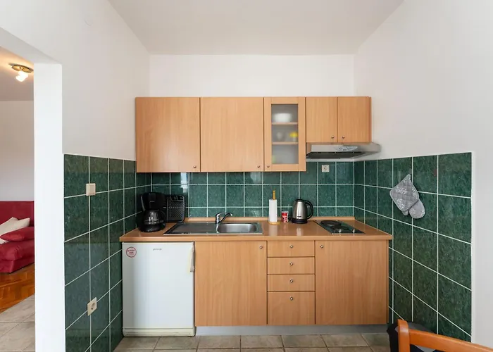 Spacious By The Sea In Srima, Vodice Apartamento Srima