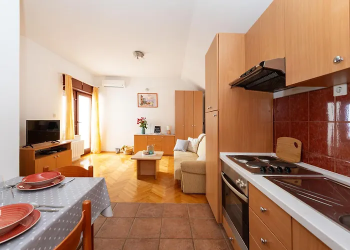 Appartement Spacious By The Sea In Srima, Vodice *