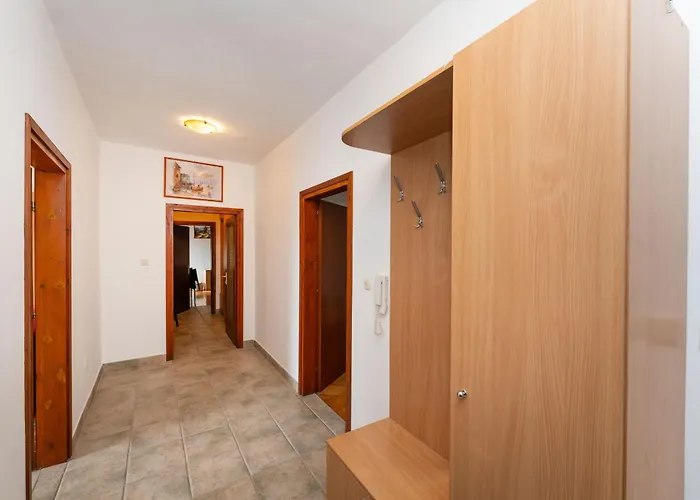 Apartamento Spacious By The Sea In Srima, Vodice